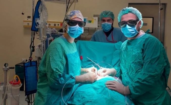 Tatvan’da kıl dönmesi ameliyatında ‘lazer endoskopik’ yöntemi