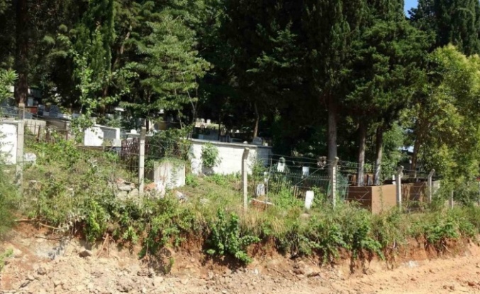 Trabzonlu artık evinin yakınına defin yapmak yerine mezarlıklara defin yapıyor