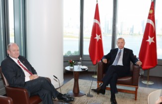 Cumhurbaşkanı Erdoğan, ABD’li Senatör Coons’u kabul etti