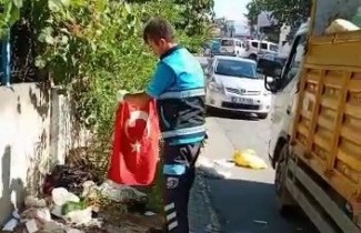 Pendik’te temizlik işçisinin yürek ısıtan Türk bayrağı hassasiyeti
