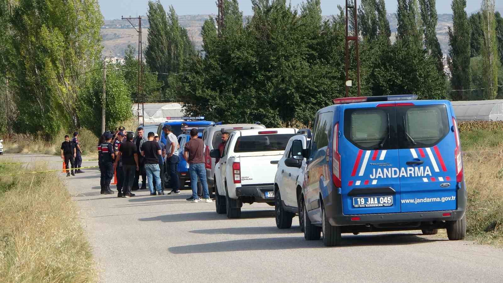 amca-yegen-kavgasi-kanli-bitti-1-olu-1-yarali