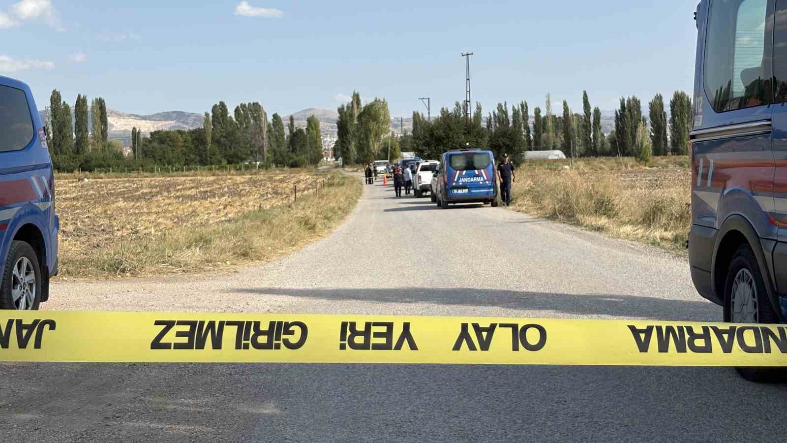 amca-yegen-kavgasi-kanli-bitti-1-olu-1-yarali