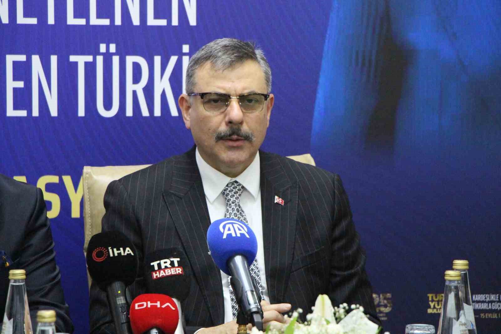 bakan-ciftci-uc-ulkeye-gidecegini-acikladi-organize-suc-orgutleri-peslerini-birakacagimizi-zannetmesin