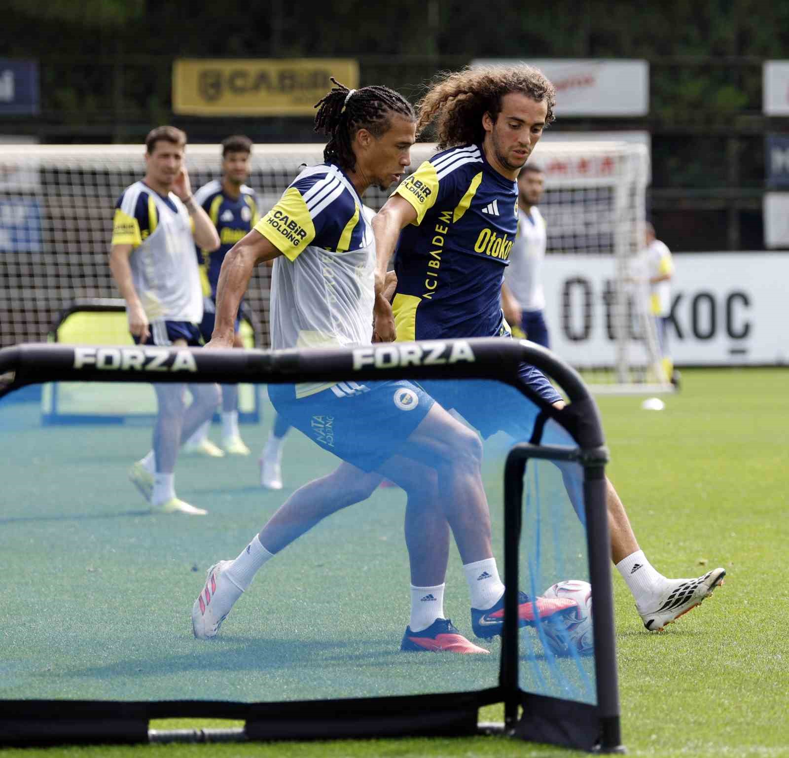 fenerbahce-eyupspor-maci-hazirliklarina-devam-etti
