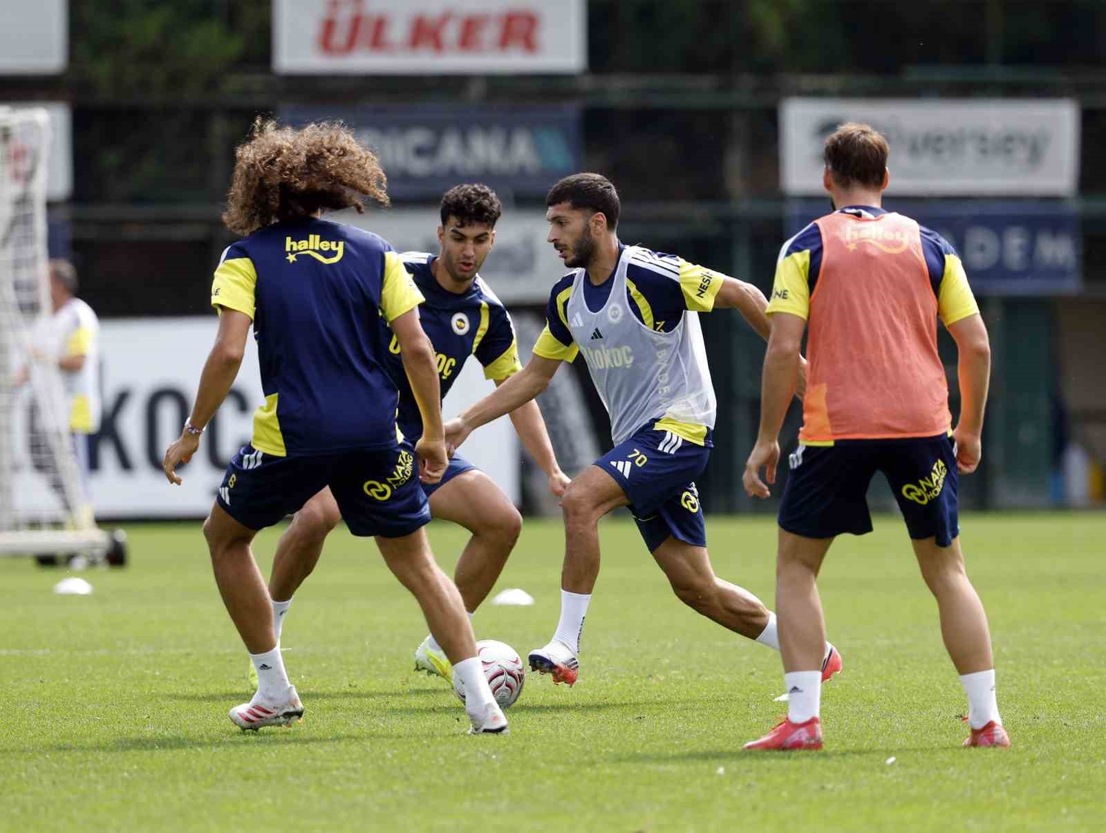 fenerbahce-eyupspor-maci-hazirliklarina-devam-etti