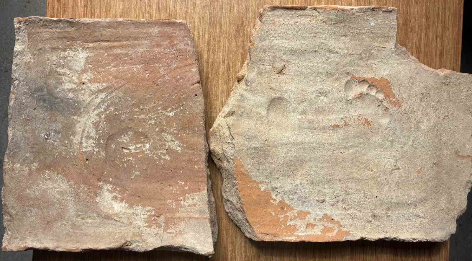 stratonikeia-antik-kentinde-bin-900-yillik-cocuk-izleri-bulundu