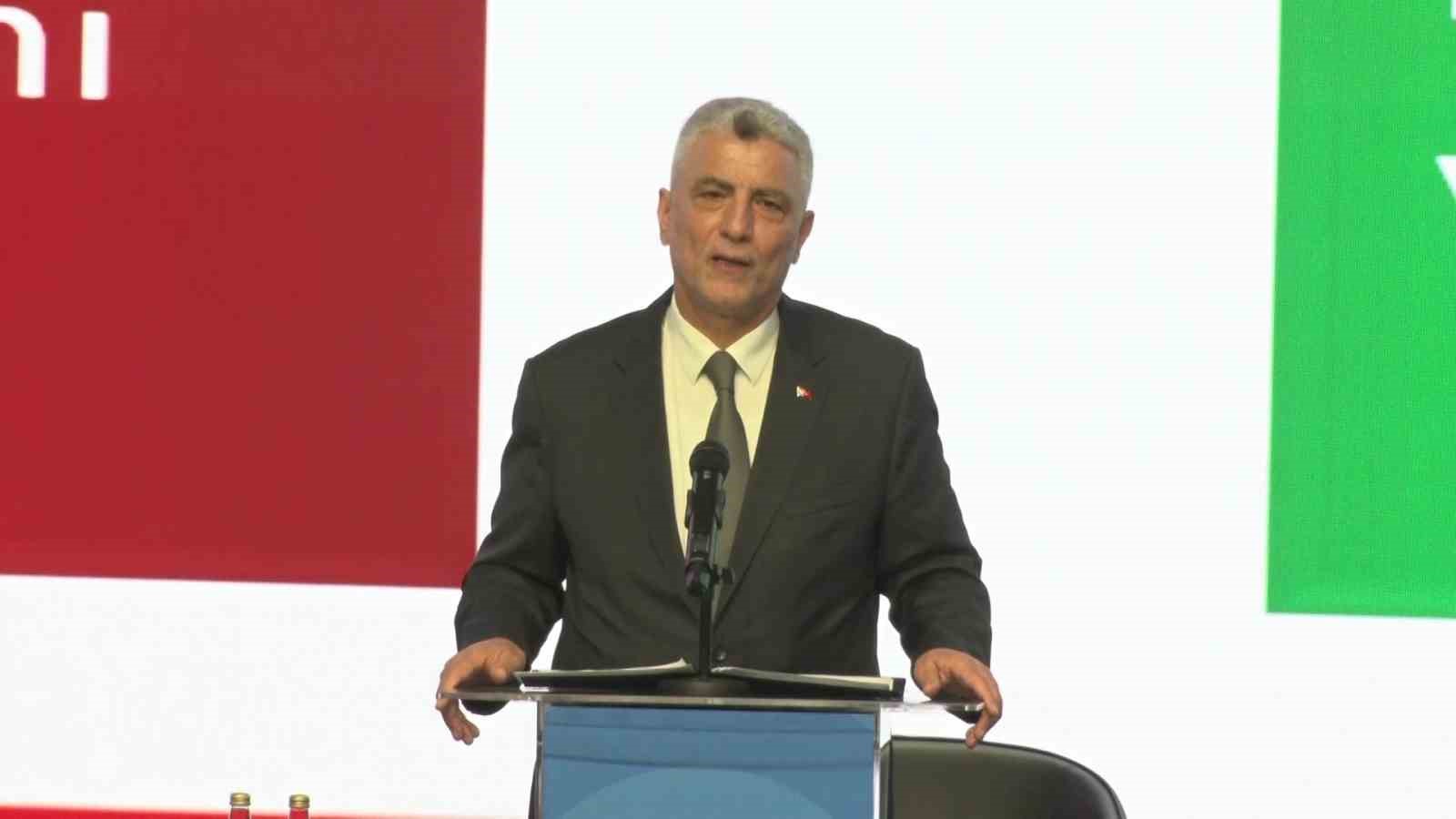 ticaret-bakani-bolat-dunya-ekonomisi-covidin-patladigi-2020-basindan-bu-yana-zor-bir-donemden-geciyor